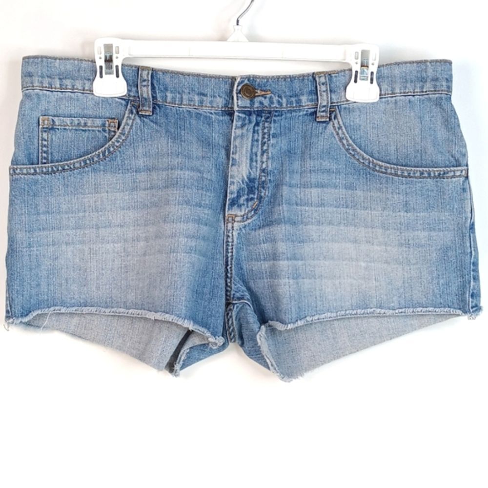 LONDON JEAN Women’s Blue Denim Shorts Size 10 High Rise Frayed Hem